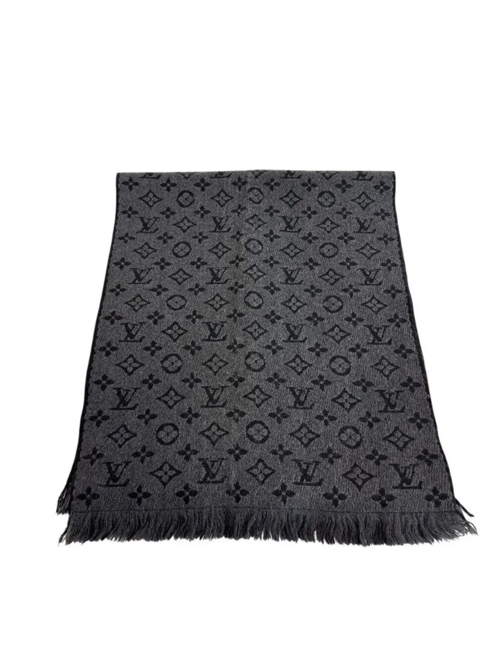 Louis Vuitton Echarpe Monogram Classic Scarf